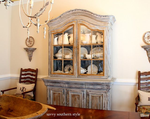 CHALK PAINT HOW TO PAINT FURNITURE CHALK PAINT COLORS PAINTED